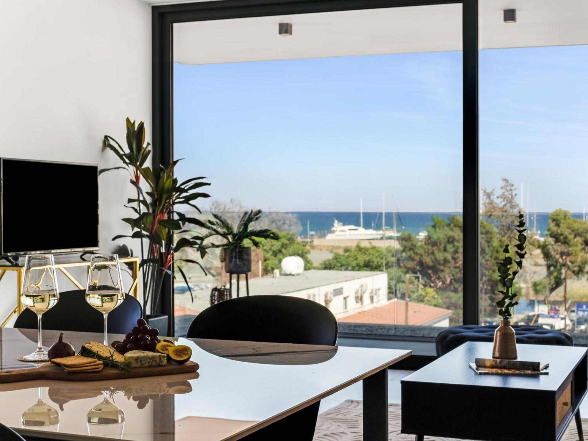 Sanders Gaia - Bright Two-Bedroom Apartment With Sea View Larnaka Exterior foto
