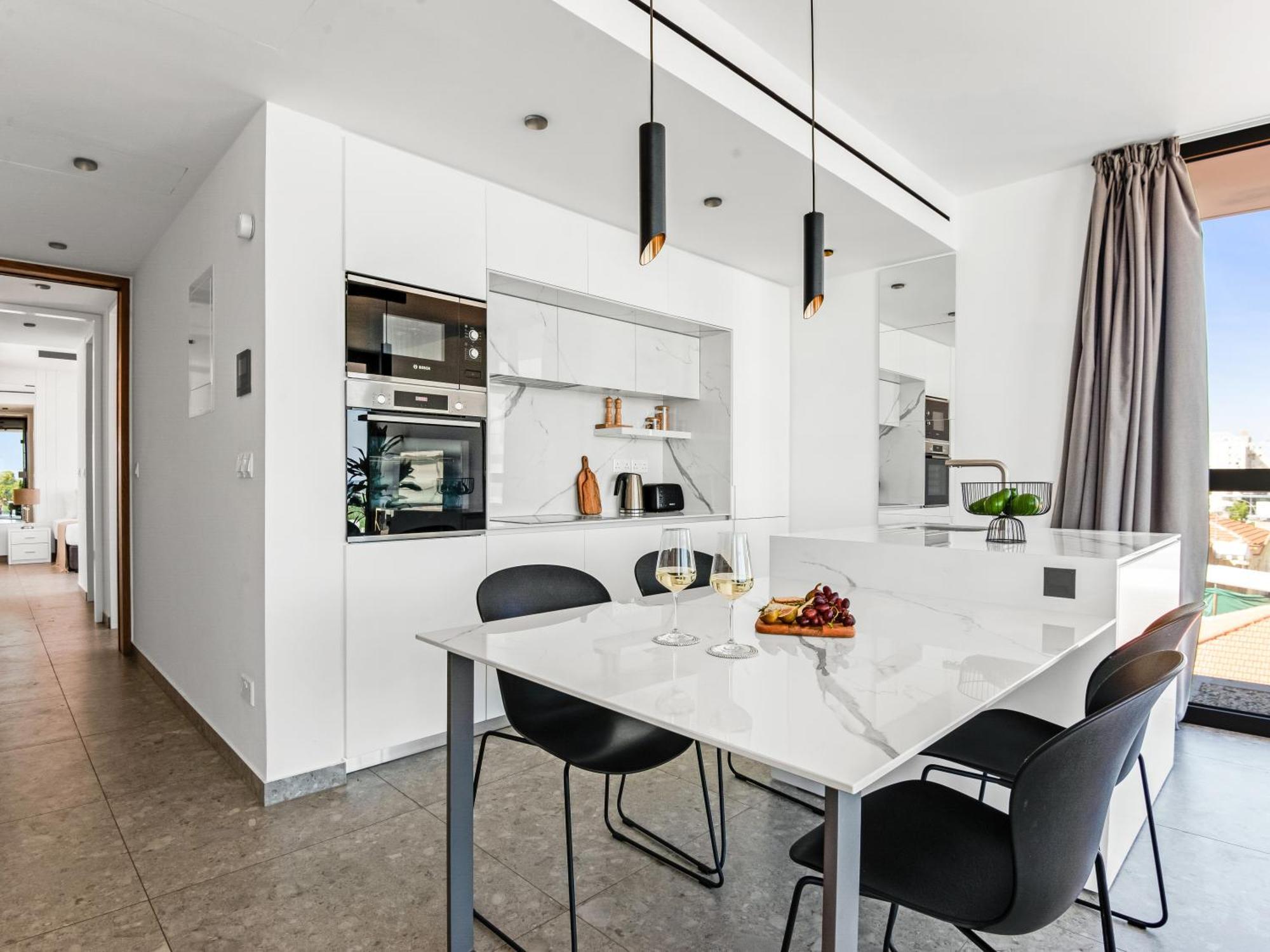 Sanders Gaia - Bright Two-Bedroom Apartment With Sea View Larnaka Exterior foto